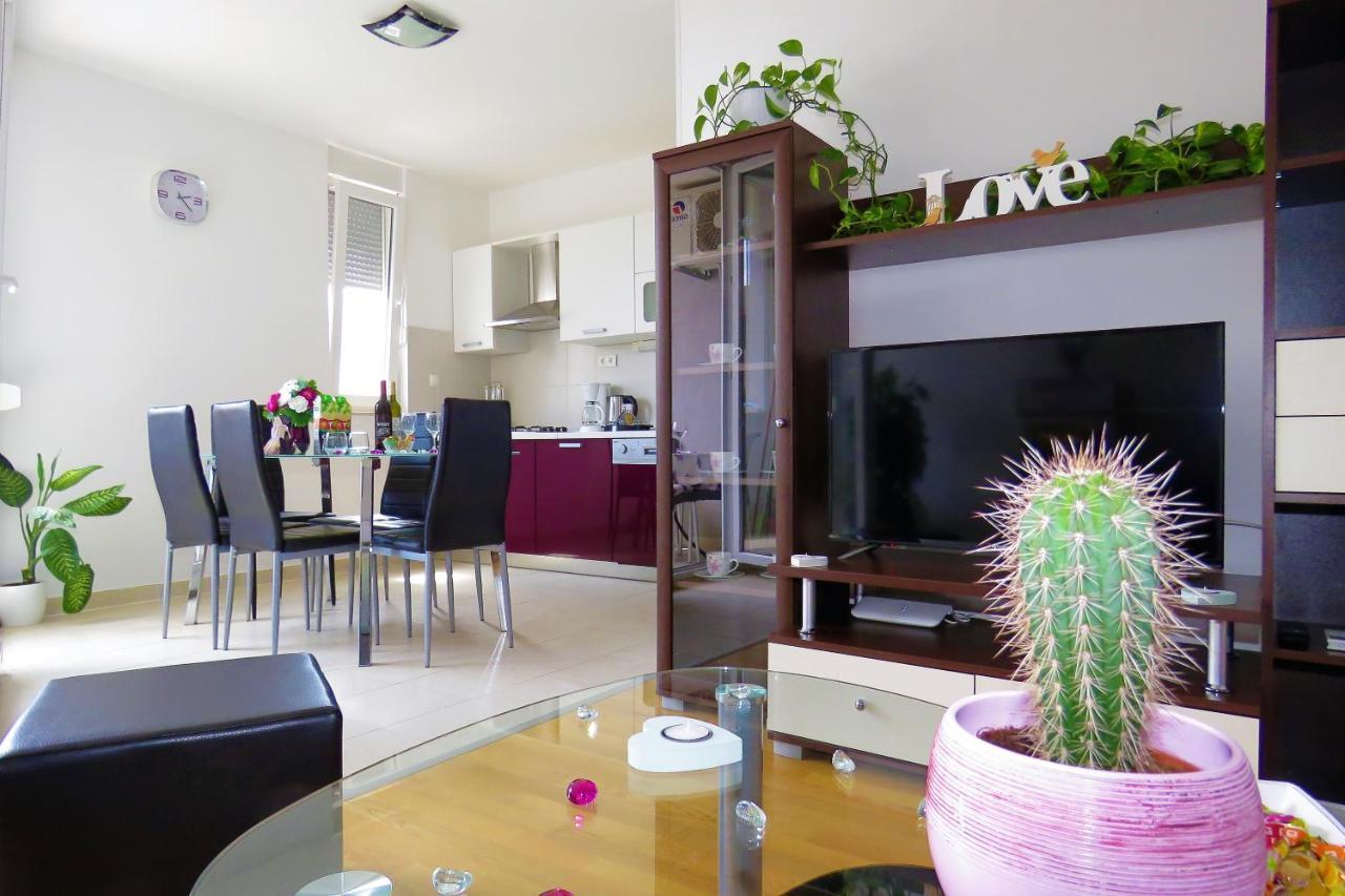 Apartment West Макарська Екстер'єр фото