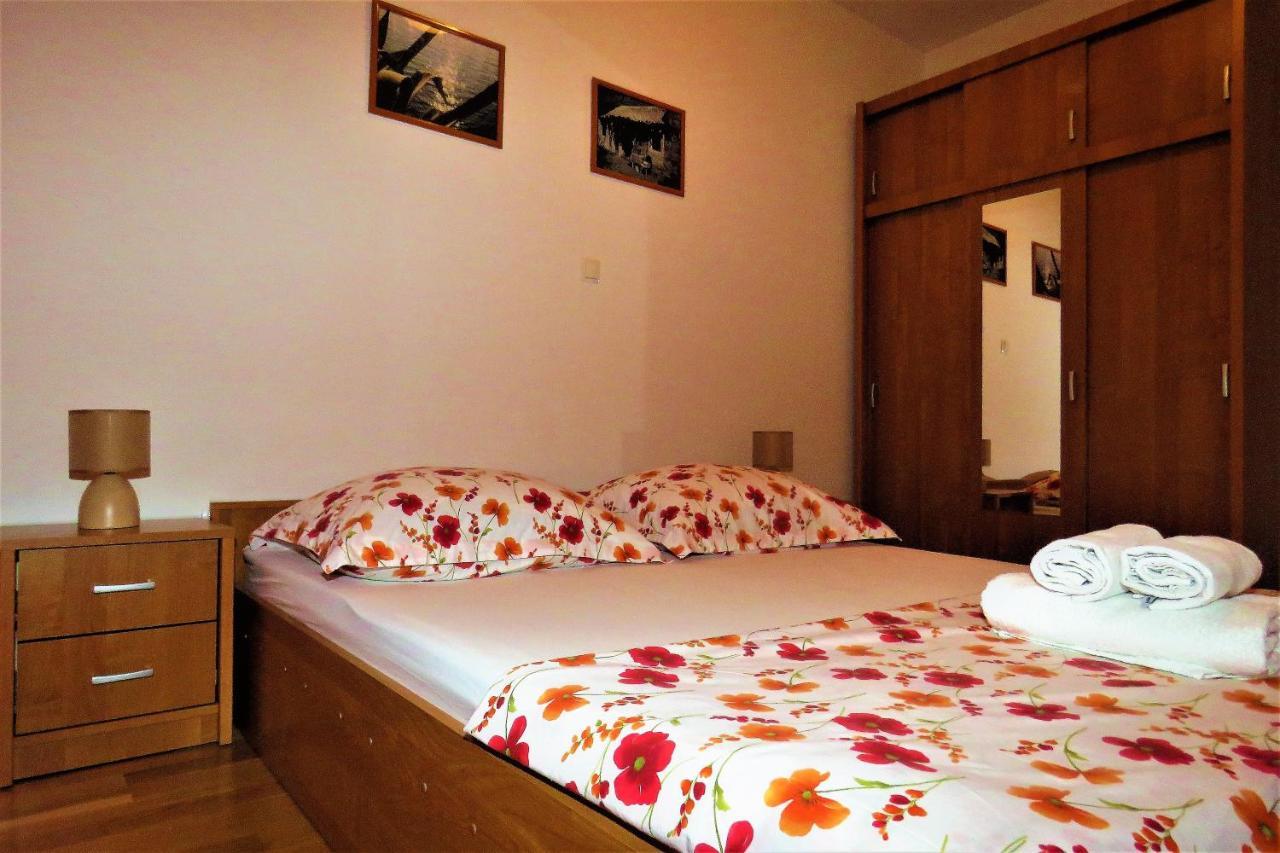 Apartment West Макарська Екстер'єр фото