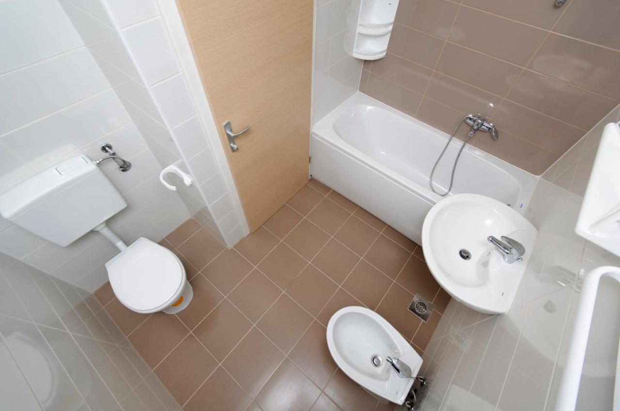 Apartment West Макарська Екстер'єр фото