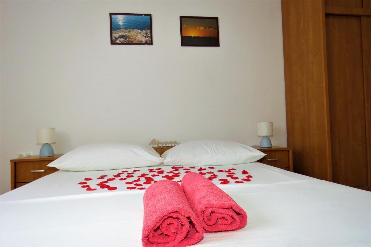 Apartment West Макарська Екстер'єр фото