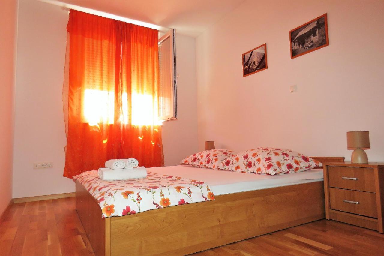 Apartment West Макарська Екстер'єр фото